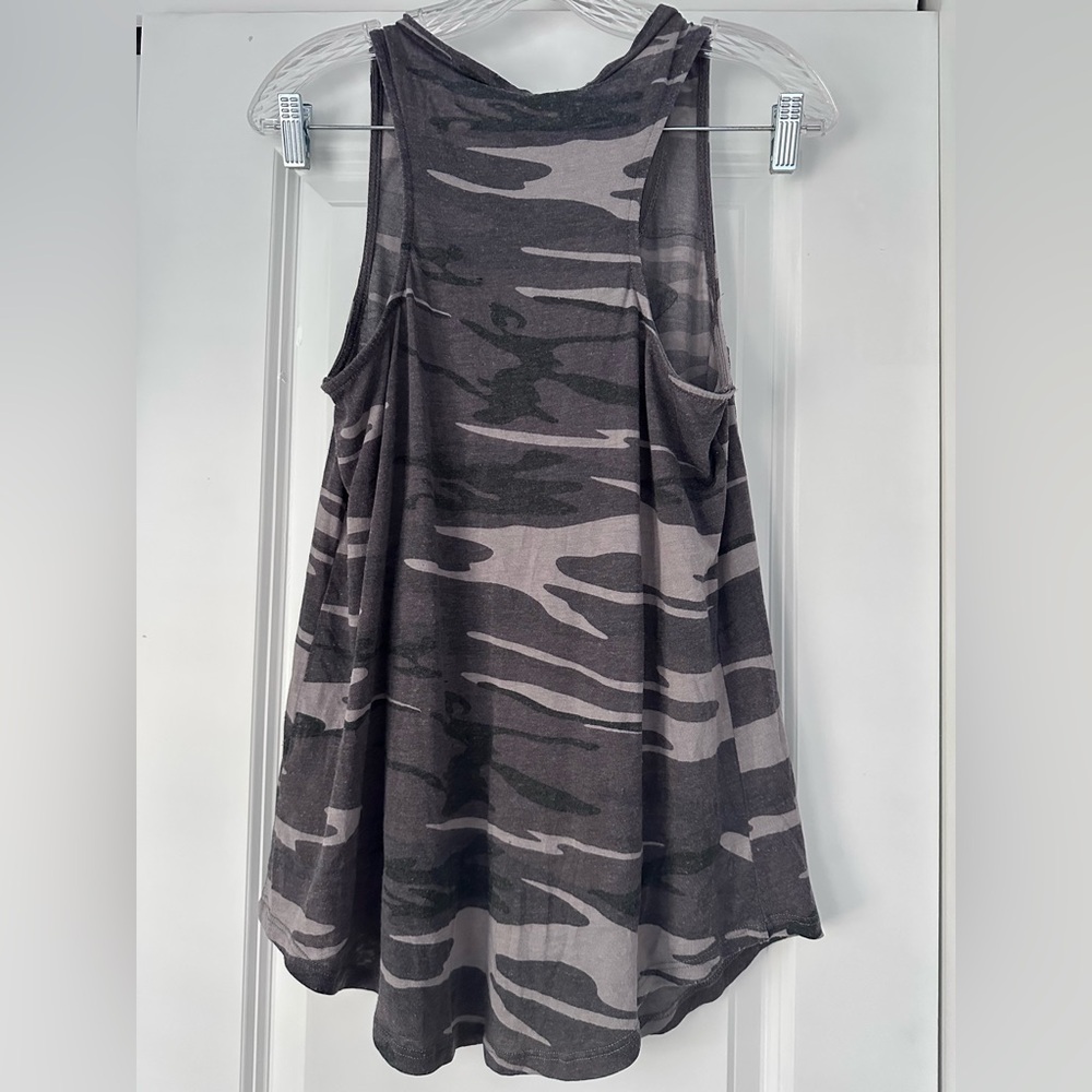 Z Supply Gray Camo Tank Top - Picture 2 of 8
